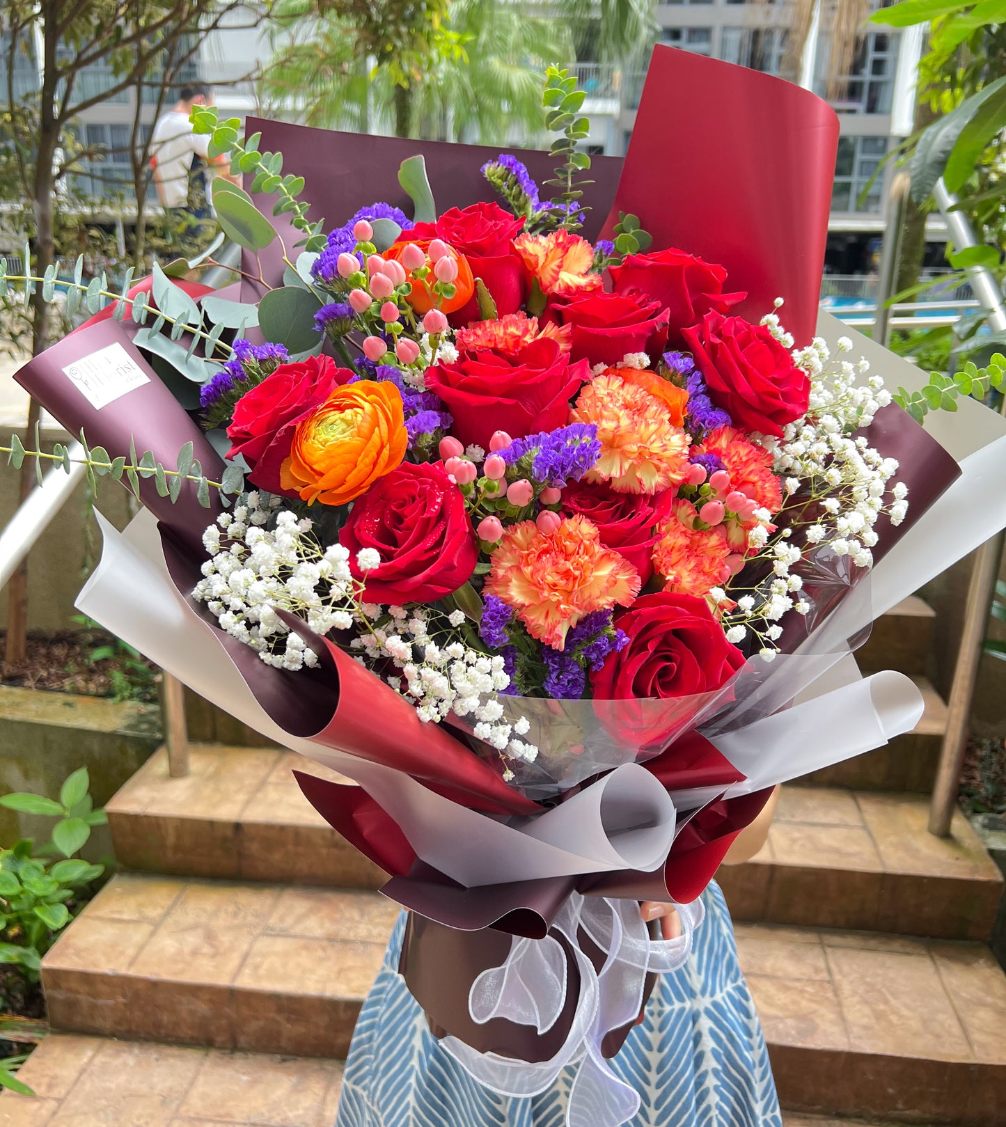Vibrant Theme Freestyle Bouquet