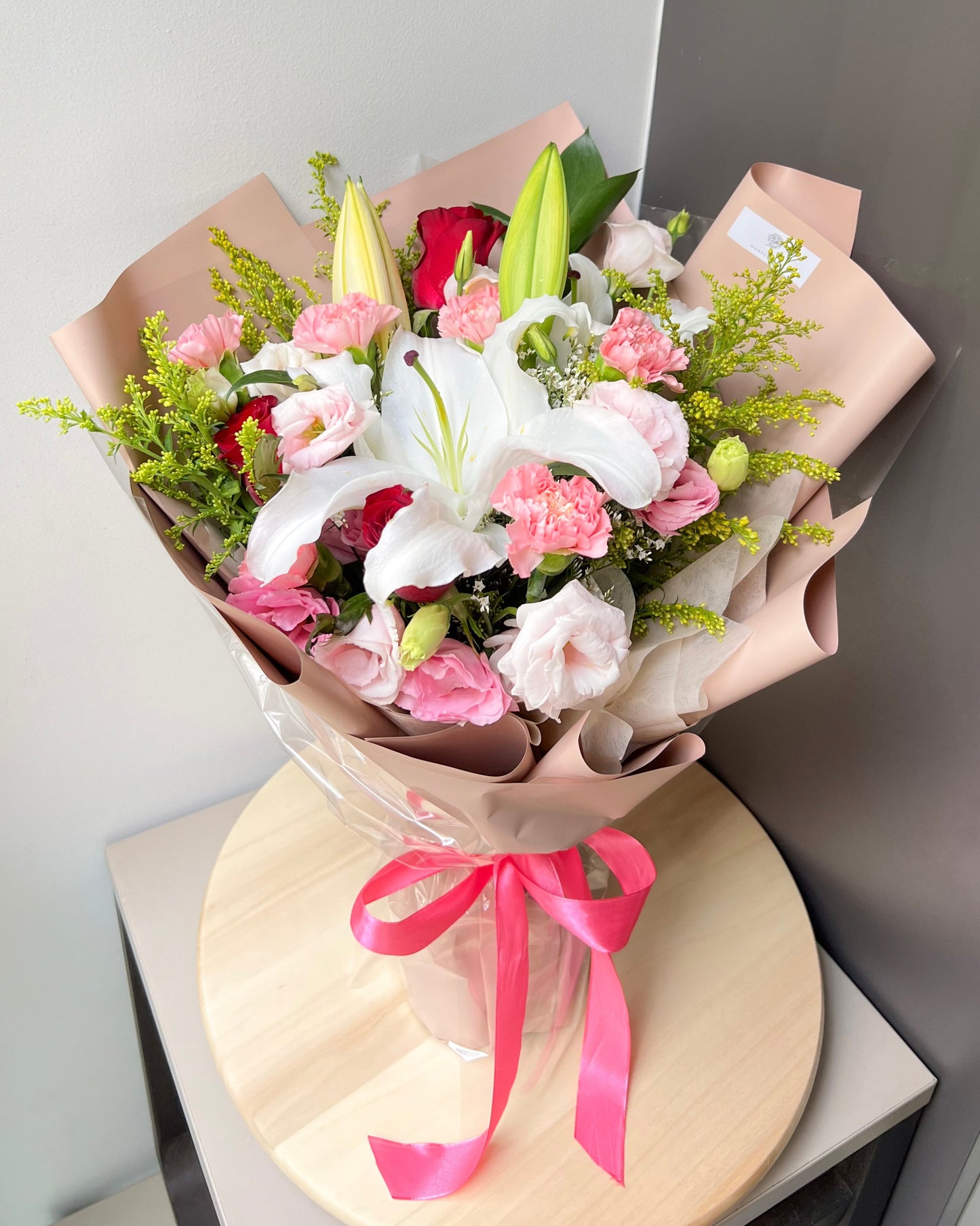 Lily Freestyle Bouquet