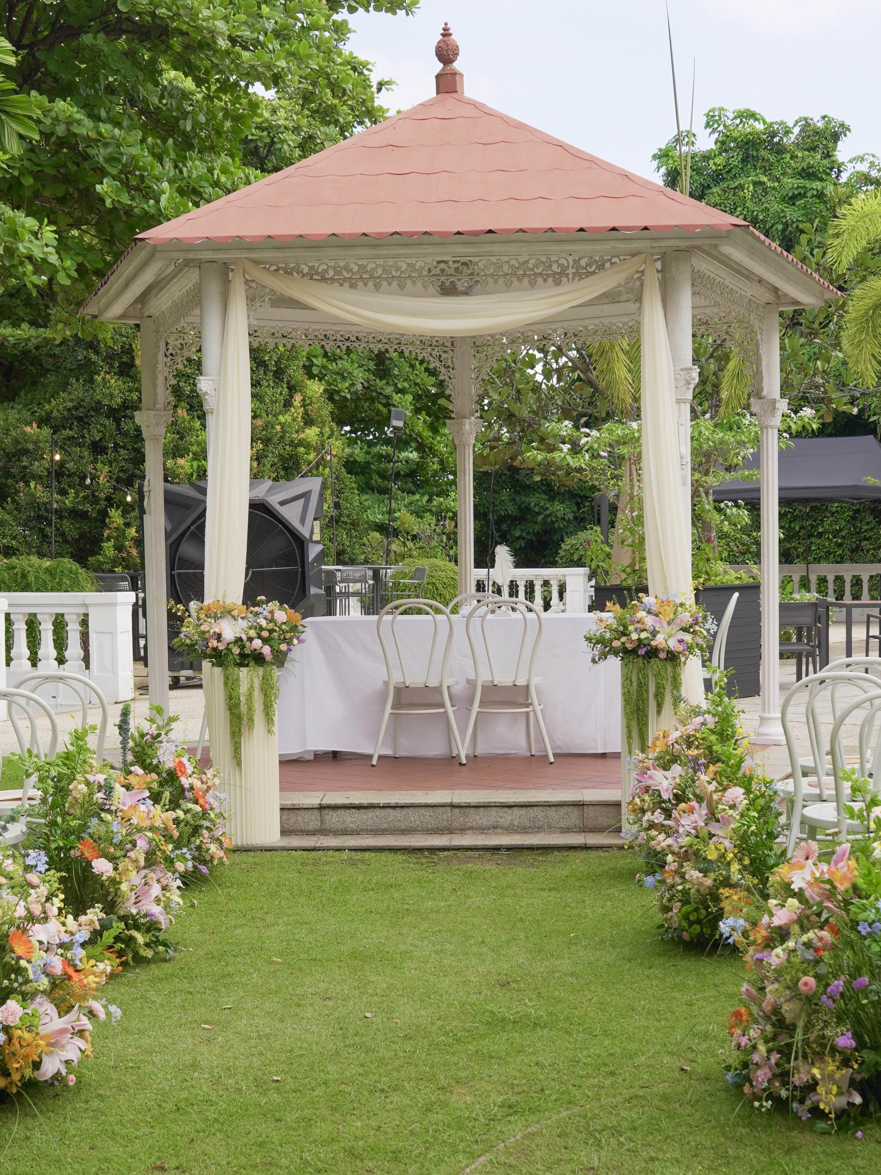 J & MW's Wedding Lunch at The Alkaff Mansion