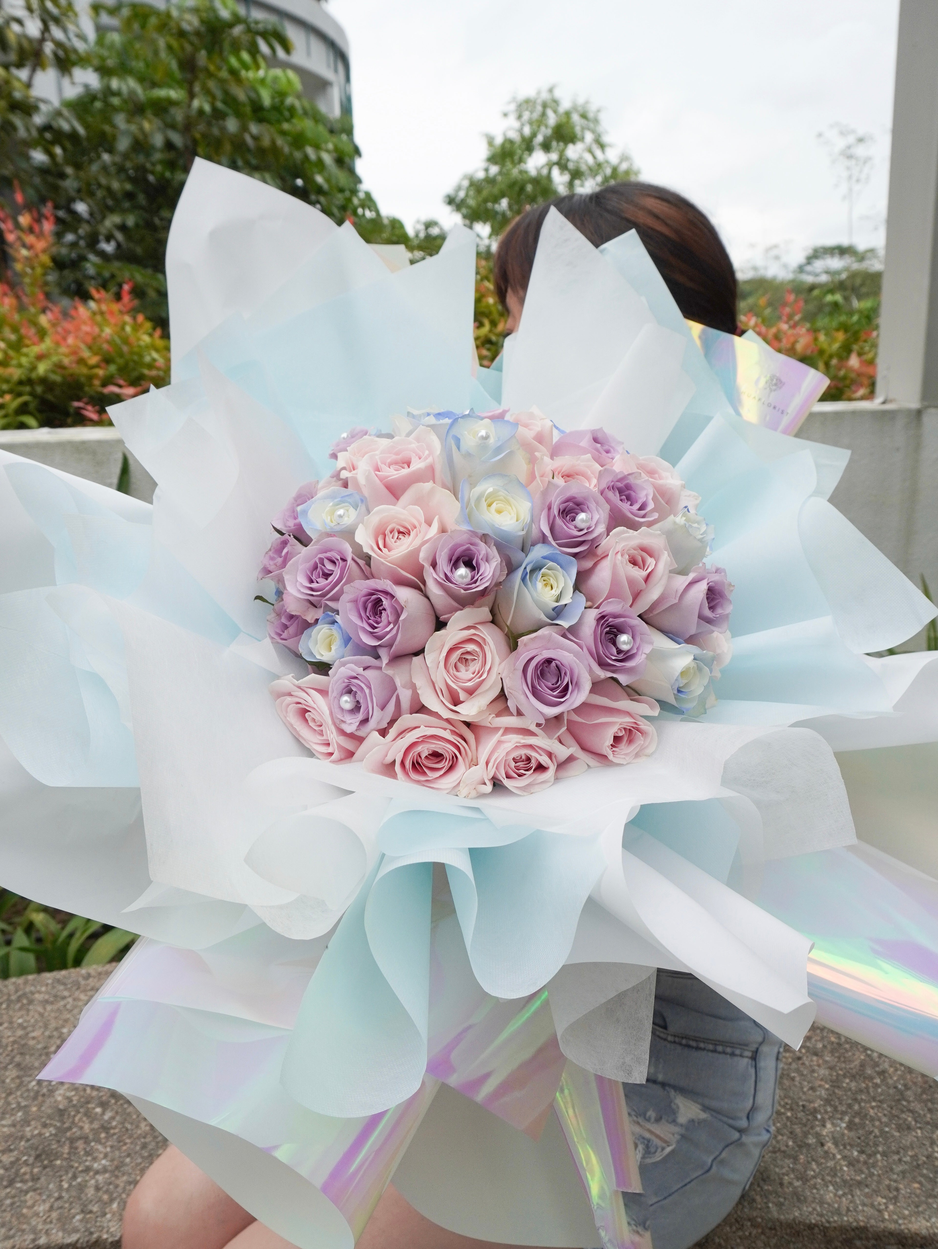 48 Pastel Roses