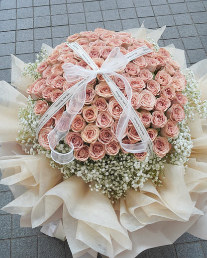 99 Cappuccino Roses with Baby's Breath