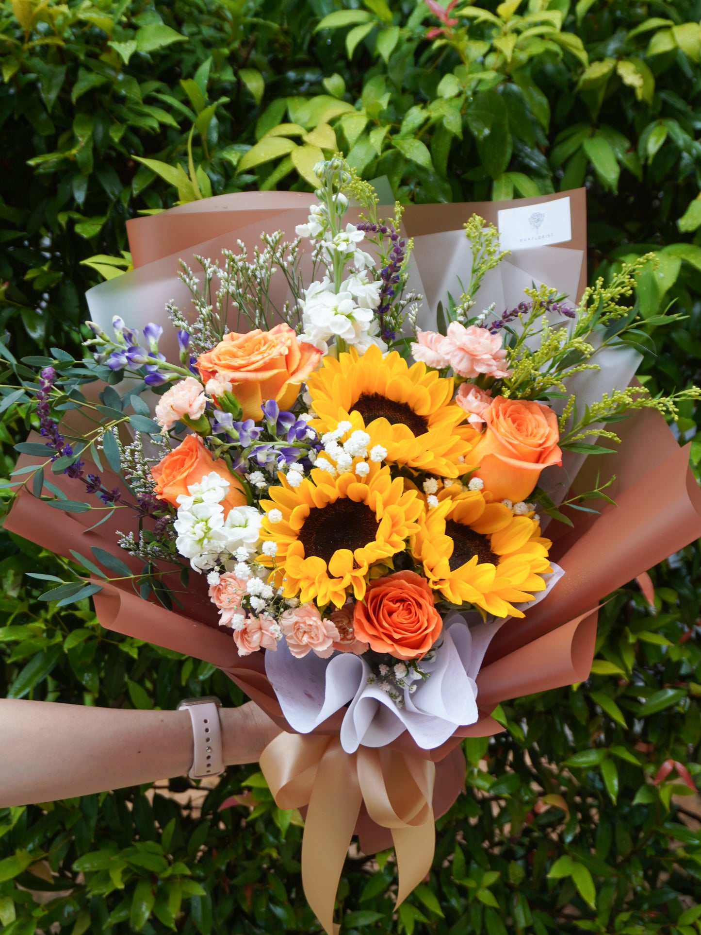 Omakase Sunflower Bouquet